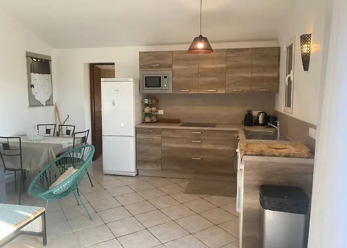 بيت للعطل Vue Exceptionnelle A 500m De La De Santa Giulia *